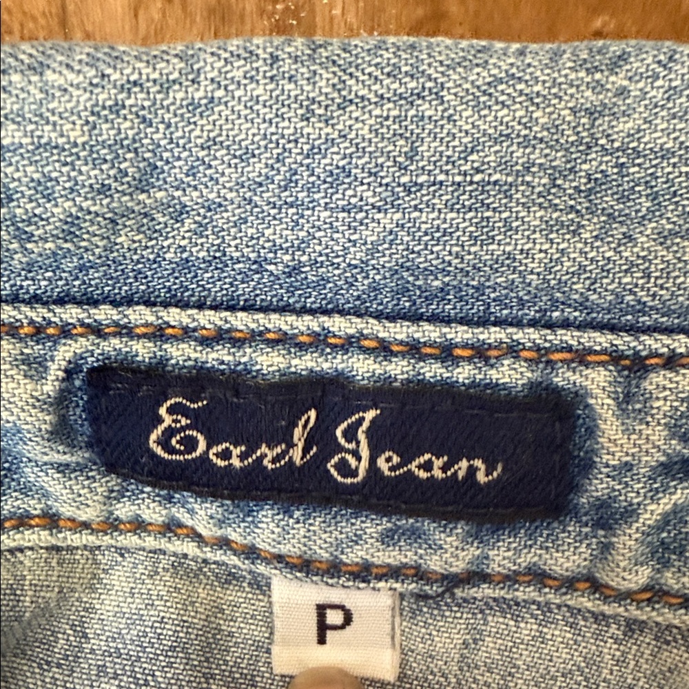 Earl Jeans Light Blue Denim Button-Down Shirt XS - Picture 5 of 5